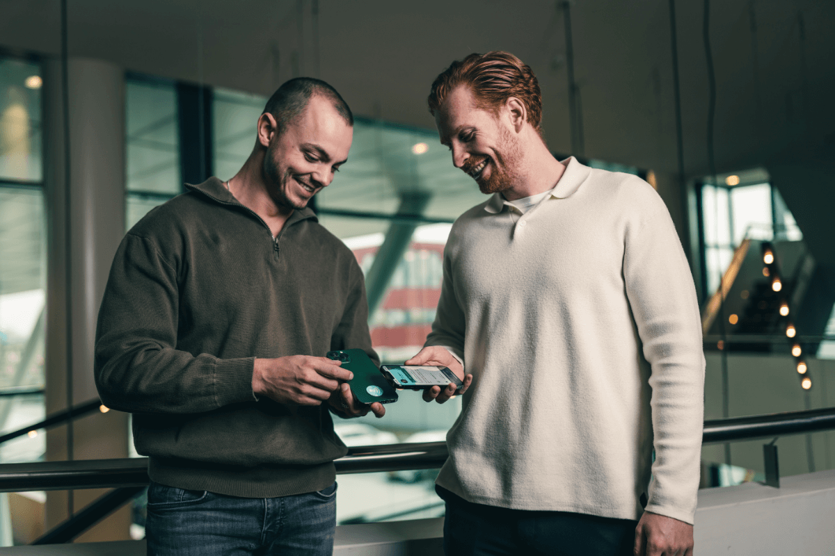 Contactgegevens delen met NFC telefoonsticker